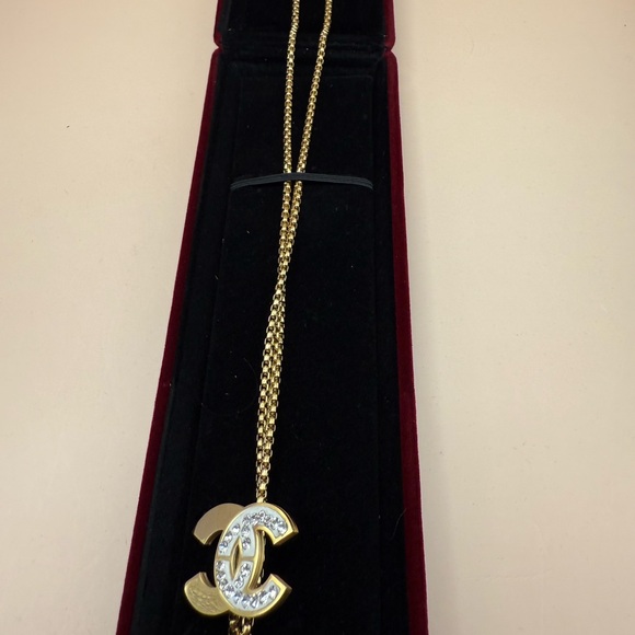 Fashion Gold Plated Women's Necklace 20” with sliding pendant - Picture 4 of 7